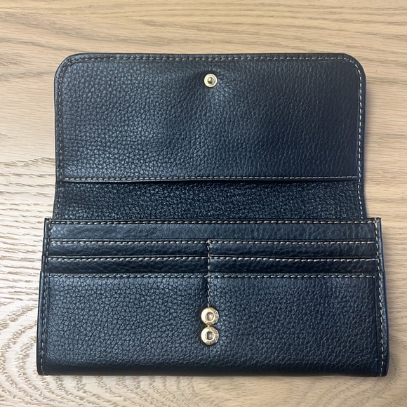 Max New York Wallet with Checkbook - Picture 4 of 5